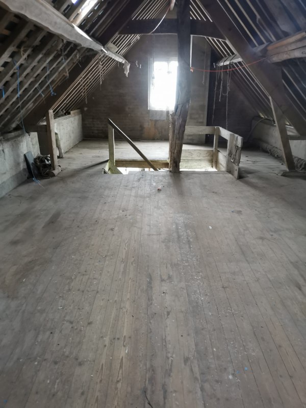 Débarras d'un grenier avec achat de matériel agricole sur le secteur de Rouen 76