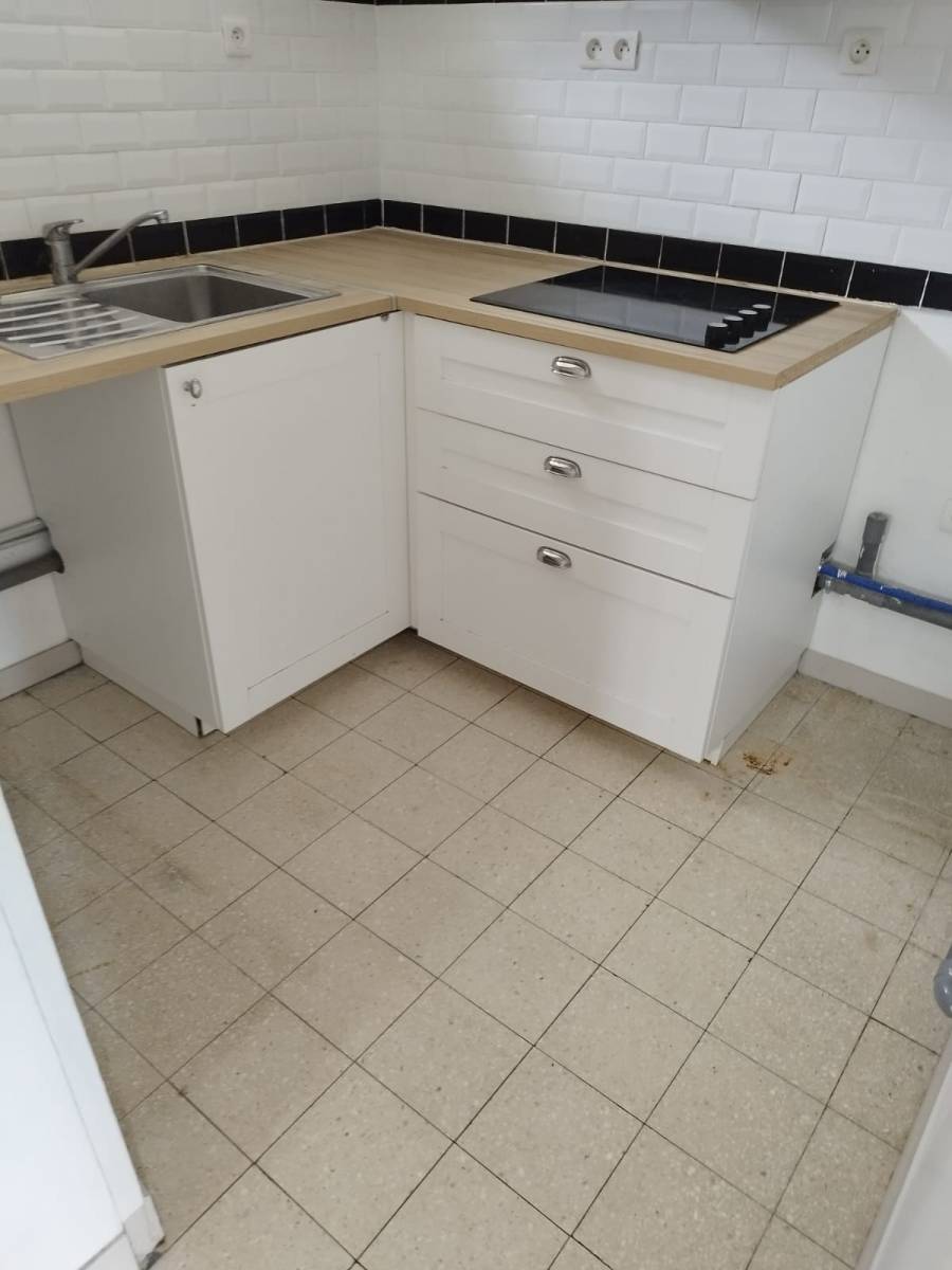 Débarrassage d'une maison avec étage avant mise en vente à Cany Barville 76 en Seine Maritime