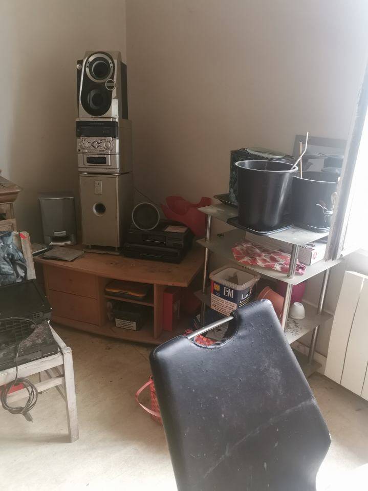 Débarras d'un appartement encombré et insalubre laissé par le locataire à Dieppe 76