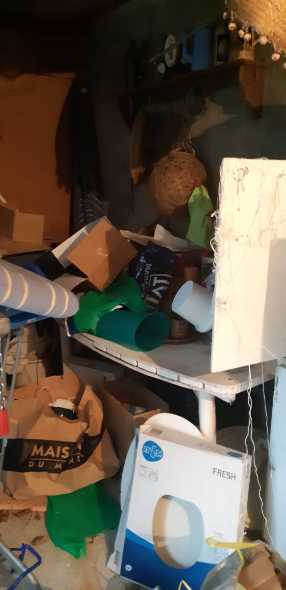 Débarras gratuit Honfleur : vider un logement de ses meubles encombrants