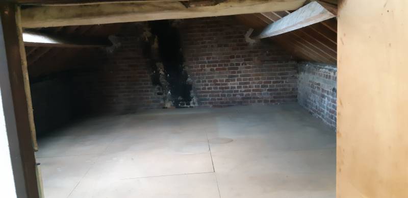 Débarras gratuit Bernay : professionnel pour le déblaiement de votre grenier