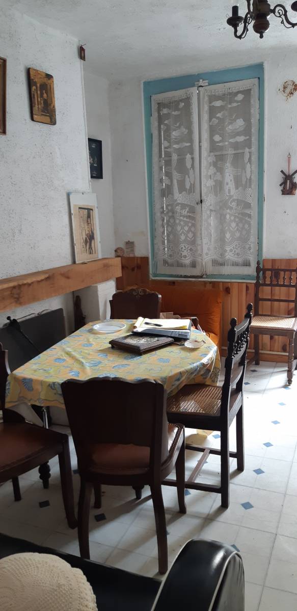 Débarras gratuit Eu : société pour vider une maison de campagne